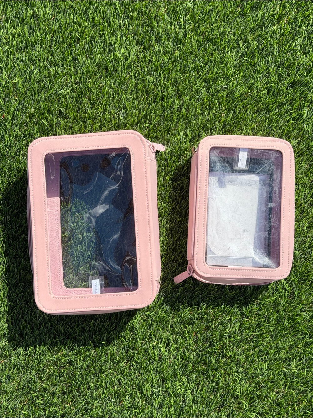 BEIS in flight cosmetic set in atlas pink - Picture 4 of 7
